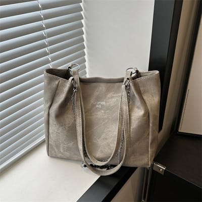 Tas met grote capaciteit voor dames in de lente Veelzijdige nieuwe eenvoudige schoudertas Textuur Damesketting Pendel Draagtas gray