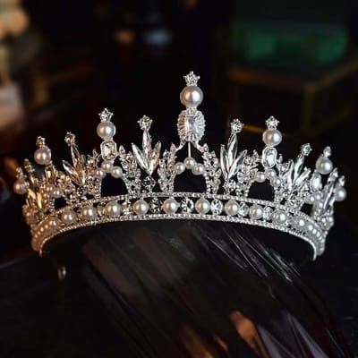 High-end Europese en Amerikaanse Bruidskroon Parel Micro Ingezette Zirkoon Bruiloft Hoofddeksel Legering Kroon Grand Schoonheidswedstrijd Prijs Accessoires gray