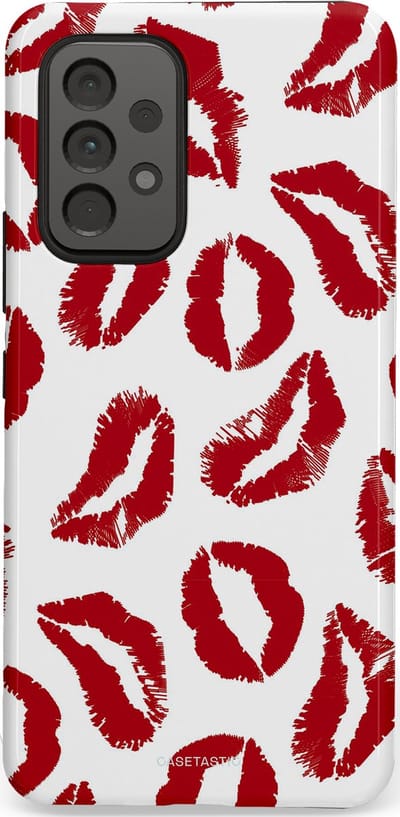 Casetastic Hoesje Geschikt voor Samsung A53 - Stijlvolle Beschermende Duo-layer Case - Liefdeskusjes Rood Zoenen