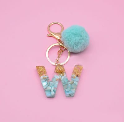 Letter Sleutelhanger A-Z – Luxe Initialen Sleutelhanger met Pompon & Kwastje – Tashanger voor Dames & Meisjes – Accessoire voor Sleutelbos, Handtas, Rugzak & Autosleutel – Persoonlijk Cadeau voor Vrouw, Moeder, Dochter & Vriendin