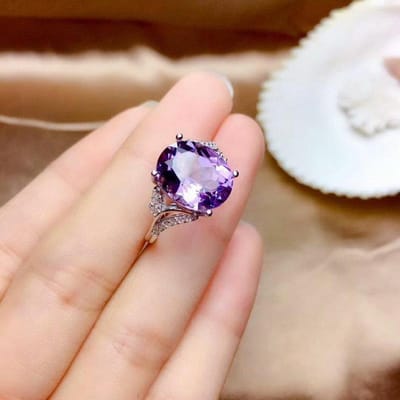 Origineel Ontwerp Diamant Amethist Damesring Ovaal Geslepen Oppervlak Verstelbaar Sprankelend Licht Luxe Charme Sieraden resizable brown