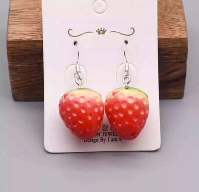Akyol - Aardbei oorbellen – Oorbellen dames - oorbellen meisjes - Oorhangers dames - leuke aardbeien oorbellen - Sieraad- fruit oorbellen - oorbellen cadeau - verjaardag -aardbei oorbel - oorhangers aardbei - oorbellen aardbei