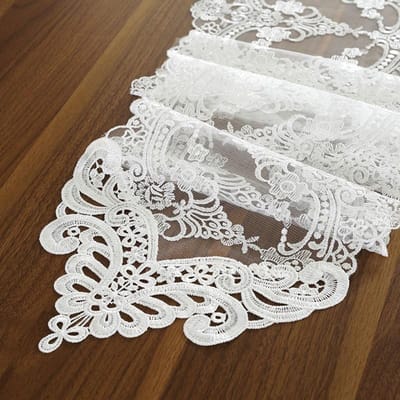 Exquise Tule Kant Geborduurde Tafelloper Matten Vlag Europese Stijl Bureau Placemat Bordado Kerst Bruiloft Decoratie 26x70cm