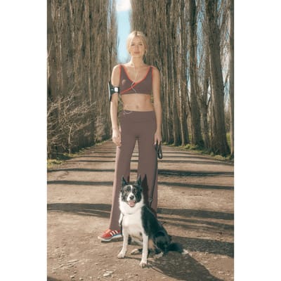 Dames DSGN Studio Ultra Sculpt Rechte Pijp Broek | Chocoladebruin | Maat: XS