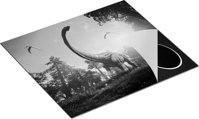 Chefcare Inductie Beschermer Diplodocus Dinosauriër in het Bos - Zwart Wit - 60x50 cm - Afdekplaat Inductie - Kookplaat Beschermer - Inductie Mat