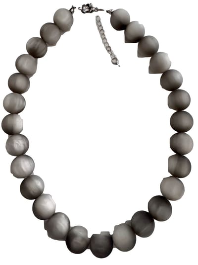 Petra's Sieradenwereld - Ketting grijs 3D (1101)