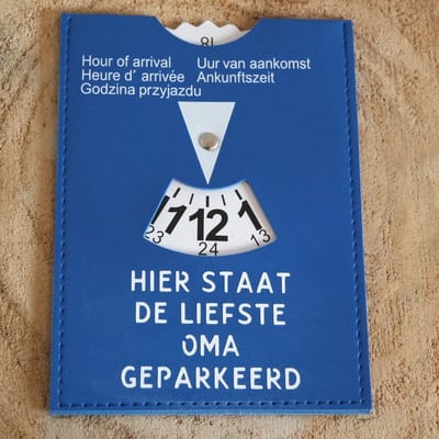 Parkeerschijf - Hier staat de liefste oma geparkeerd - Oma - Moederdag - Cadeau