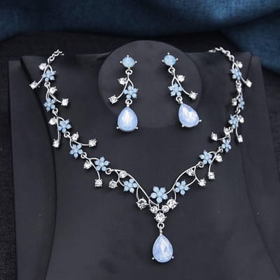 Ensembles de Bijoux de Mariée Goutte d'Eau Strassée Fleur pour Femmes Ensemble Boucles d'Oreilles et Collier Ras-du-cou Ensembles de Bijoux de Mariage Ensemble 3 Pièces Cadeaux black
