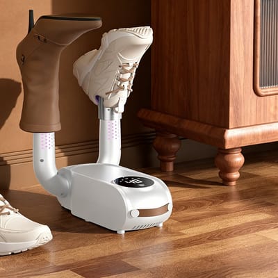Deze schoendroger is voorzien van UV sterilisatie een timer met vier buizen en een stille draagbare verwarming Hij is geschikt voor skischoenen handschoenen sokken en mutsen