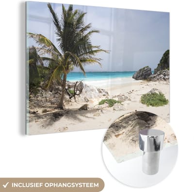 ® Glasschilderij 180x120 cm - Schilderij acrylglas - Een wit zandstrand met palmbomen bij het Nationaal park Tulum in Mexico - Foto op glas - Muurdecoratie woonkamer - Wanddecoratie slaapkamer - Schilderijen