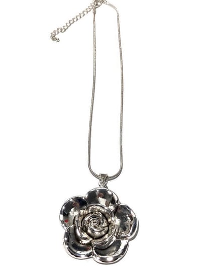 Petra's Sieradenwereld - Ketting zilverkleurig met roos hanger (211)