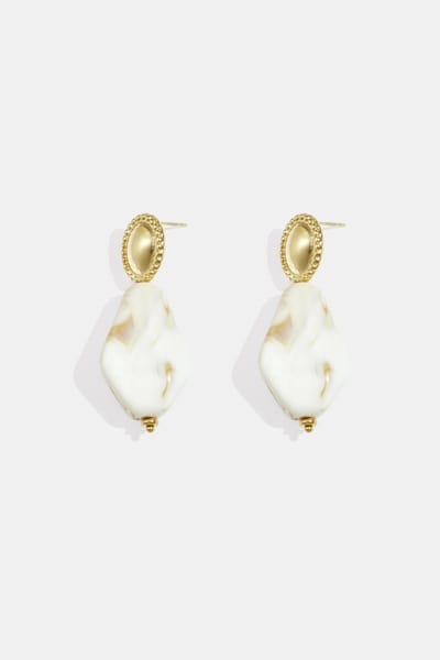 Oorbellen met natuursteen look
