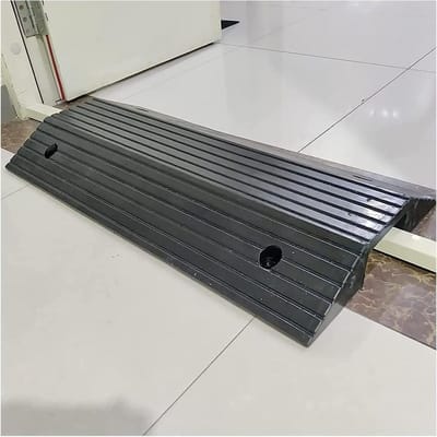 Opstapplaten Rubber - Drempelhulp Rolstoel - Verbeter Toegankelijkheid - Antislip Oppervlak - 80x50x10cm - Zwart