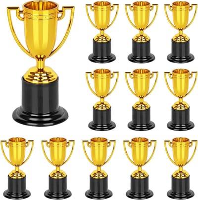 Mini Trofeeën - Gouden Prijzen - Wedstrijden Belonen - Stevige Zwarte Basis - 10 cm Hoog - Goud