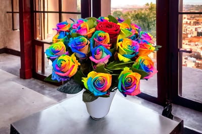 Boeket 10 regenboog rozen