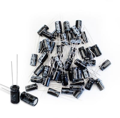 Elektrolytische Condensator - Aluminium Condensator - Elektronische Circuits - Hoge Stabiliteit - 47uF 50V - Zwart