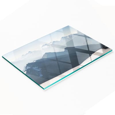 Duurzame en stijlvolle glazen snijplank met bergtopmotief, 80x52 cm