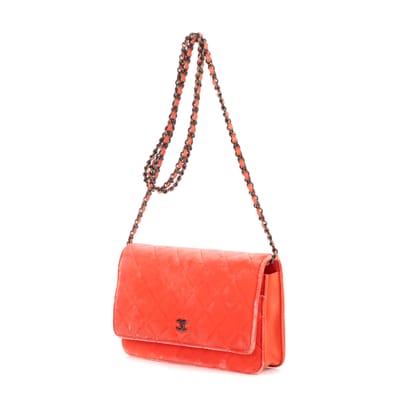 Classic Timeless Wallet on Chain  Schoudertas