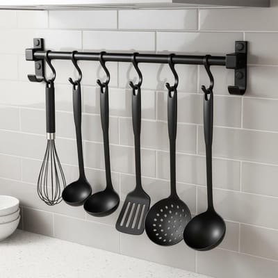 40 cm Keukenhakenrek, Multifunctionele Keukengarderobe, Zwarte Keukenstaaf, met 6 Verplaatsbare Haken, Aluminium Keukenstaaf, voor Het Opbergen Van Lepels, Handdoeken, Scharen en Meer