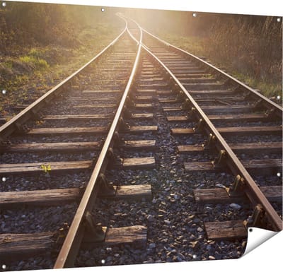 Gards Tuinposter Twee Kruisende Rails Spoorwegen - 150x120 cm - Tuindoek - Tuindecoratie - Wanddecoratie buiten - Tuinschilderij