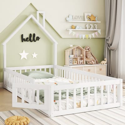 MEUNIQ Kinderbed huisbed 90 x 200 cm met schoorsteenframe, veiligheidshekken en lattenbodem, zonder matras, grenenhout en MDF, wit, voor de kinderkamer