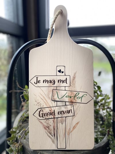 Creaties van Hier - Serveerplankje - Zwangerschapsverlof - 35 cm - Hout