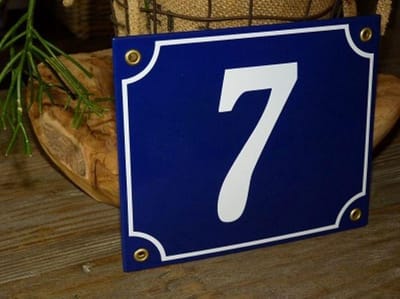 Emaille huisnummer 18x15 blauw/wit nr. 7