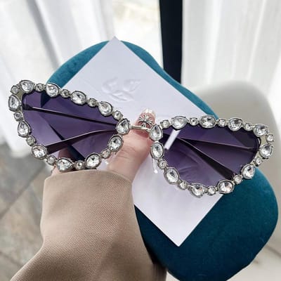 Dames Luxe Diamanten Zonnebril Kattenoog Zonnebril Hip Hop Cool Eyewear INS Stijl Buitenactiviteiten Rijbril Nieuw