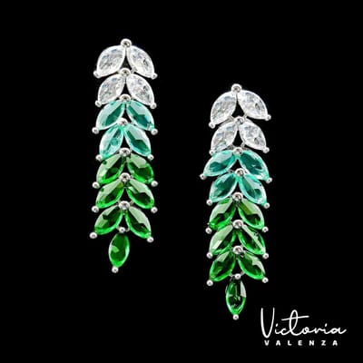 Victoria Valenza Monte Carlo Luxe Oorbellen Dames Messing Oorringen - Groene Steen - Kleur Zilver - 1 Paar