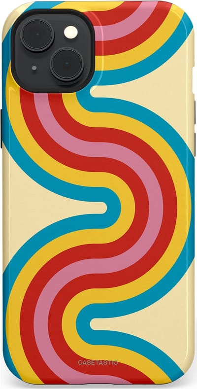 Casetastic hoesje geschikt voor Apple iPhone 15 Plus - MagSafe - Dubbellaagse bescherming - Retro kronkels - Fashion Case - Crème Lichtblauw Goud Rood
