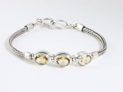 Traditionele zilveren snake armband met citrien