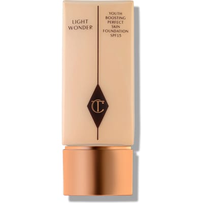 Charlotte Tilbury Light Wonder Foundation - 4  Fair