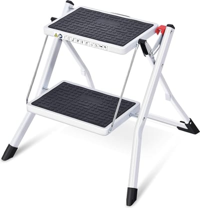 Opstapje, 2 treden opstapladder, inklapbaar, ladder met antislip rubberen mat, opstapkruk met ontgrendelingsknop, licht staal, voor maximaal 150 kg, wit