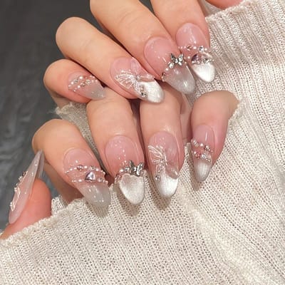 10 stuks/set Roze Kattenoog Franse 3D Vlinder Verpulverd Diamant Acryl Press-On Nagels, Zoete Amandel Volledige Dekking Nep Nagels Huis DIY Nagellak Benodigdheden L