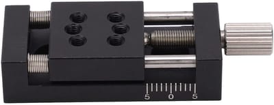 Dailygoods- Positioneringstafel Handmatige Twist Fine-Tune - Aluminiumlegering - X-Axes Tafel - Model SP20A-10 - Beroerte 10 mm - Afmetingen 20 x 20 mm - Lineaire Tafel