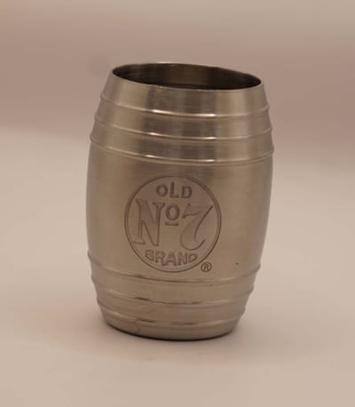Jack Daniel's shot beker - officiële licentie shot glas rvs van Jack Daniel's - Jack Daniel's whiskey drink glasje - cadeau artikel Jack Daniel's - leuke geschenkartikel van het Whiskey merk Jack Daniel's