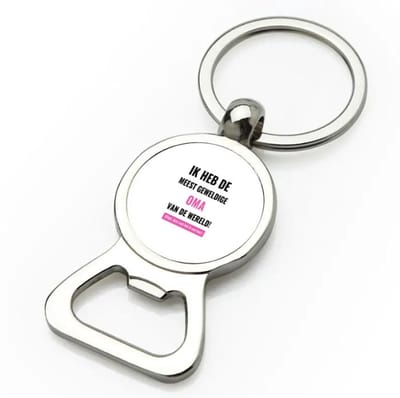 Akyol - ik heb de meest geweldige oma van wereld (klopt, deze mok heb ik van haar) flesopener - Oma - de meest geweldigste oma - verjaardagscadeau - verjaardag - cadeau - cadeautje voor oma - oma artikelen - kado - geschenk - gift - 9 bij 3 cm