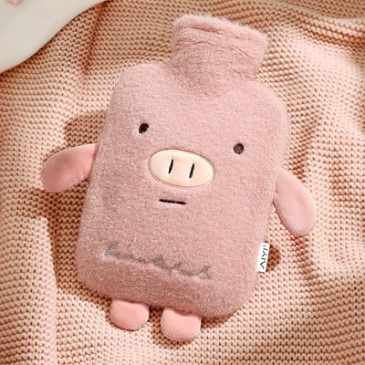 Dailygoods- Warmwaterkruik 1L - Zachte Pluche Hoes - Varkentje Design - 14 x 22 cm - Geschikt voor Kinderen/Volwassenen - Aangename Warmte - Kruik