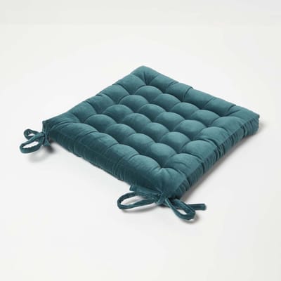 Homescapes stoelkussen – fluweel zitkussen – blauwgroen – 40x40 cm – met lint – voor eetkamer & buitengebruik