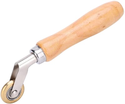 Dailygoods- Handlasrol Ergonomische Houten Handgreep - Messing Rollen - Stalen Vork - 2-Weg Lagerontwerp - Voor Lassen van Naden - Waterdichte PVC Spoelen - Drukrol