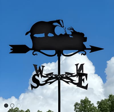 Metalen Windspinner met Dierenmotief - Smeedijzeren Tuin Decoratie voor Buiten - Ornament voor Daktuinen & Binnenplaatsen-Honingdas-Belle‘s product-Belle's product