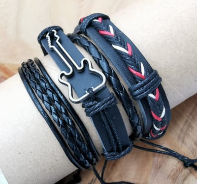 Stoere - 4-delige - Zwart - heren - armband set leer – gitaar - zelf in grootte instelbaar maat 18-22 cm