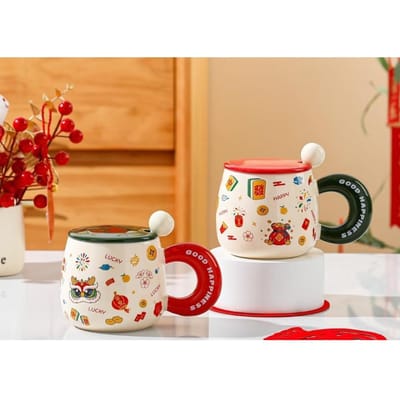 Creatieve Nieuwjaarsmok Chinese Stijl Keramische Waterbeker met Deksel Lepel Gepersonaliseerde Jaar van de Draak Mok Koffiemok Souvenir 301-400ml beige
