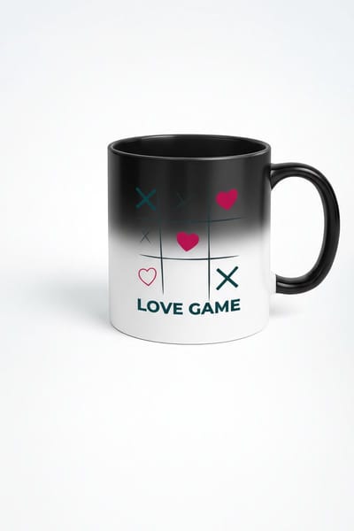 Magische Mok 'Love Game' - Romantisch Tic-Tac-Toe Design met Harten & X'en | Warmtegevoelig Cadeau