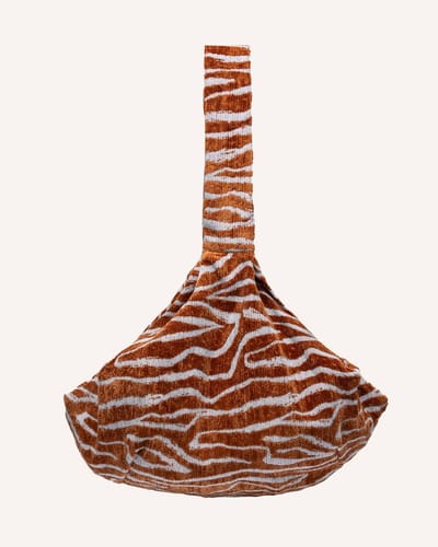 DOGGUO® Draagzak Hond Tot 7 Kg - Hondentas met Riembevestiging - Draagtas voor Puppy & Kleine Honden - Buikdrager Reistas - Hondenrugzak Alternatief - Bruin Blauw