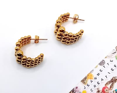 Jeannette-Creatief® - Chique - Oorringen RVS Gold - RVS Oorringen - Oorstekers - Oorstekers RVS kraaltjes - Chique Oorstekers - Oorbellen Dames - Oorbellen - Oorringen