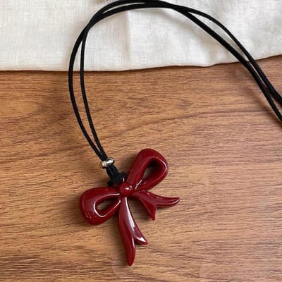 1 Stuk Ankola Rode Strik Ketting Dames Minimalistische Truiketting Niche Veelzijdig Zwart Leren Koord Accessoires