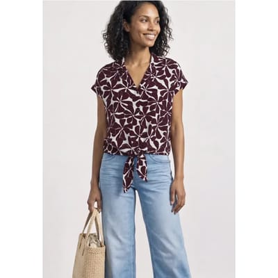 Blouse met overhangende schouders en bowlingkraag