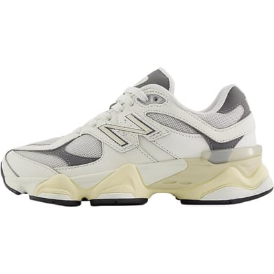 New Balance 9060 Grote Kind Grey Day 2025 Kindersneakers Crème Zeezout Castlerock GC9060GA 37.5 white