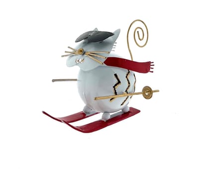 Metalen witte kat Bernie op rode ski's